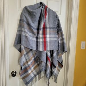 Gray Plaid Shawl Wrap, Made In Italy. Zighilli Brand, One size